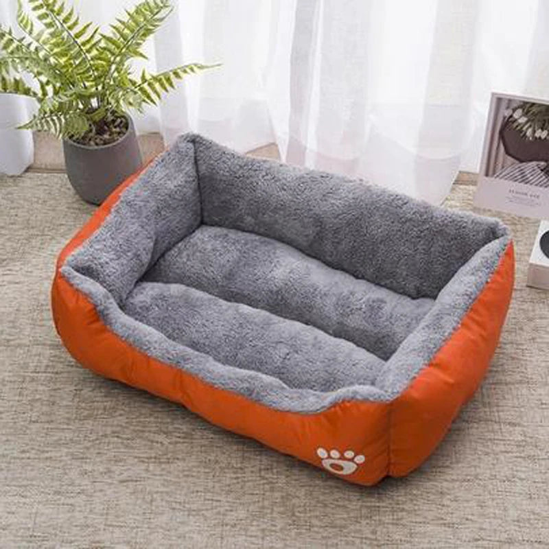 Black plush bite‑resistant dog bed mat with non‑slip bottom, cozy and durable for dogs of all sizes.