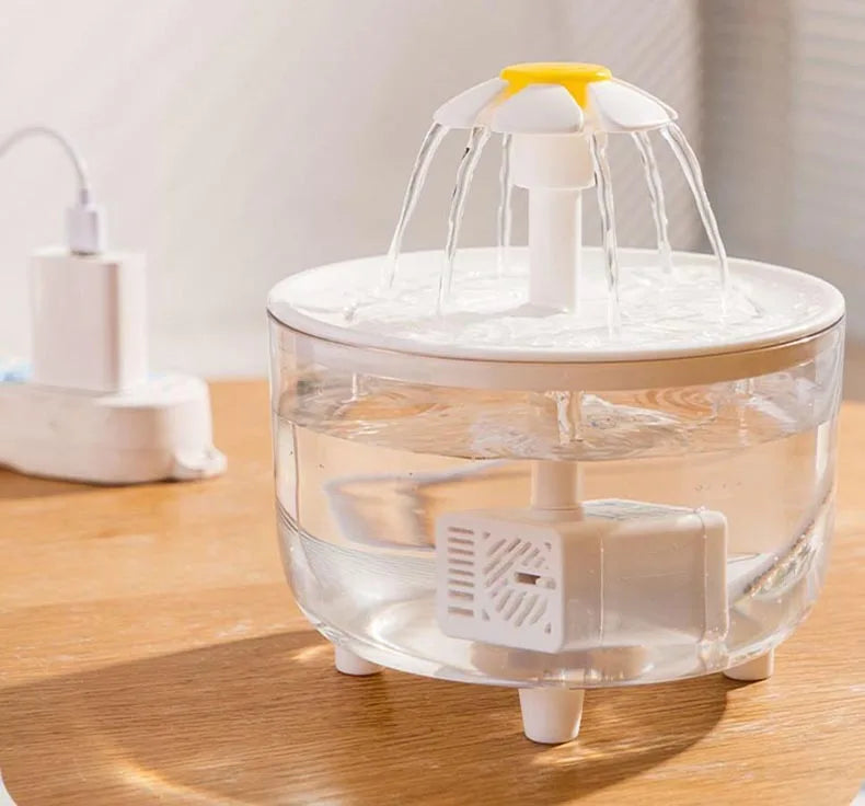 Snoutik USB Pet Water Fountain (1L)