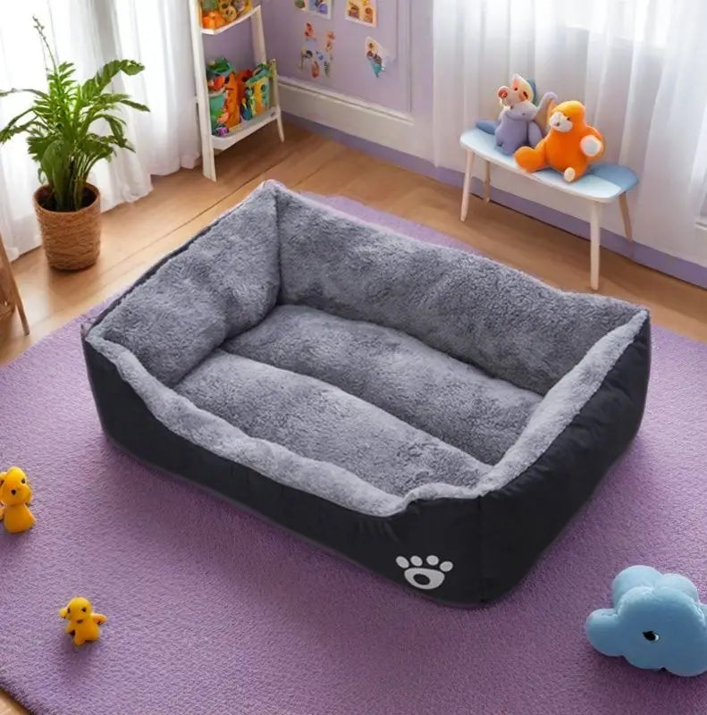 Snoutik Black Plush Dog Bed