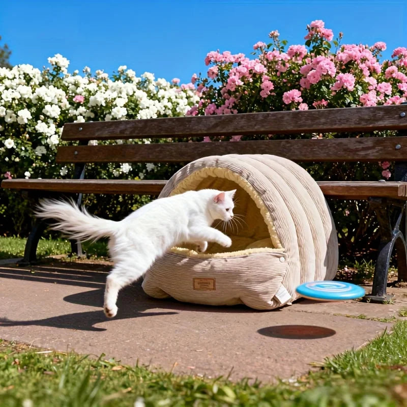 Snoutik Winter-Warm Cat Cave